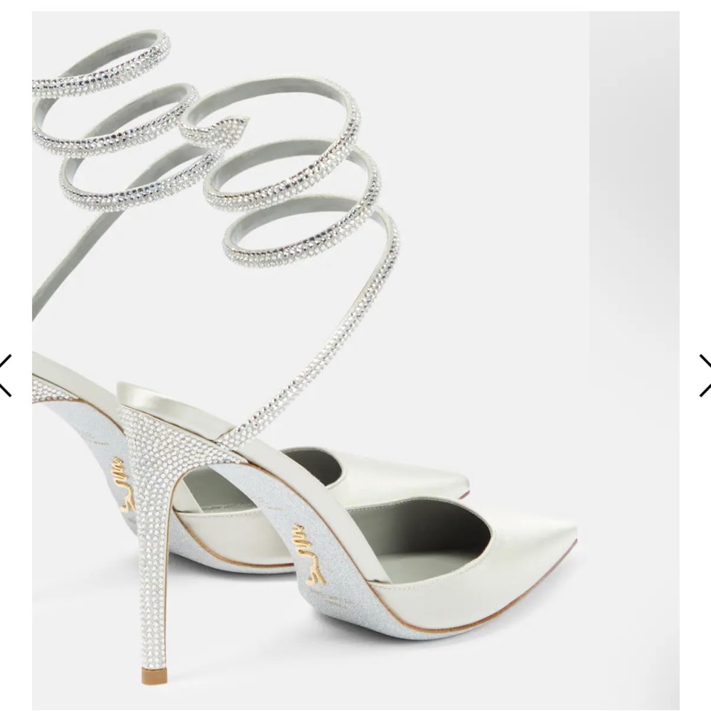 Rene satin pumps in light gray